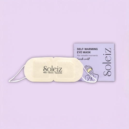 Soleiz self-warming eye mask on a light purple background